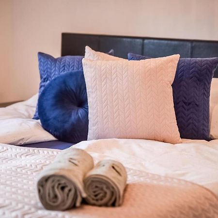 Apartamenty Przystanek Banska Banska Nizna Exteriör bild