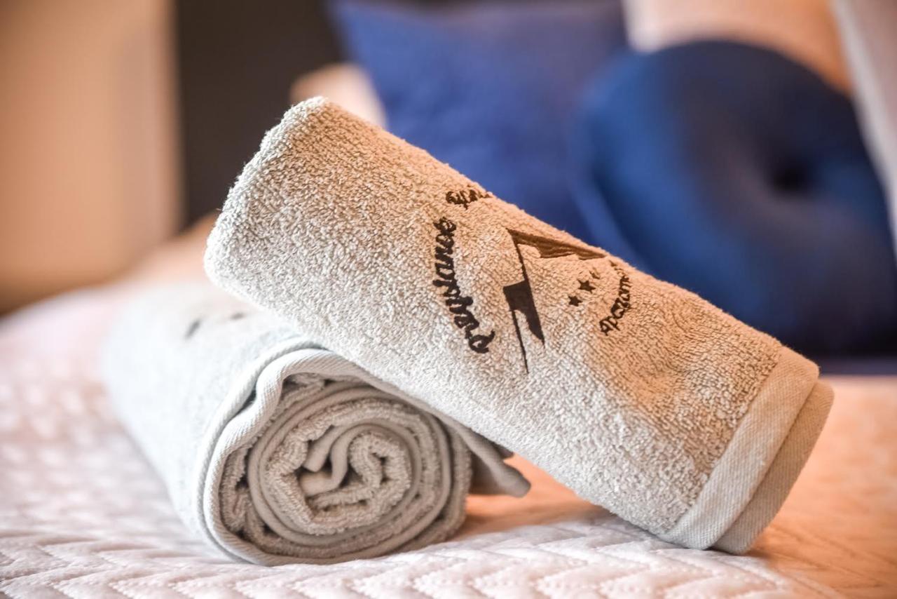 Apartamenty Przystanek Banska Banska Nizna Exteriör bild