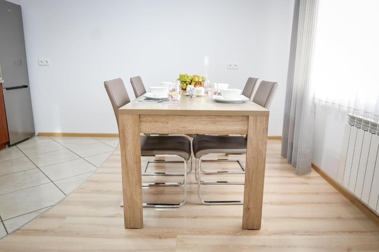 Apartamenty Przystanek Banska Banska Nizna Exteriör bild